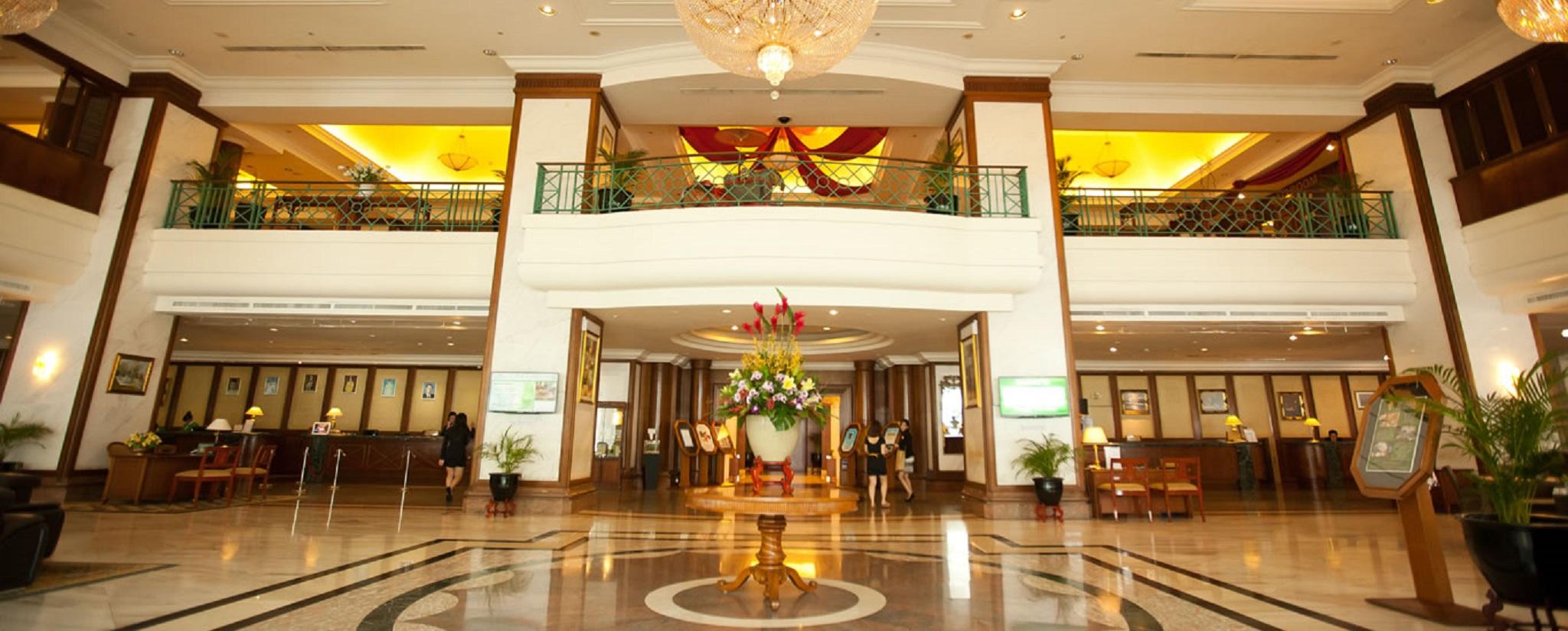 Gurney Bay Hotel, A Parkroyal Partner Hotel George Town Exteriér fotografie The lobby of the hotel