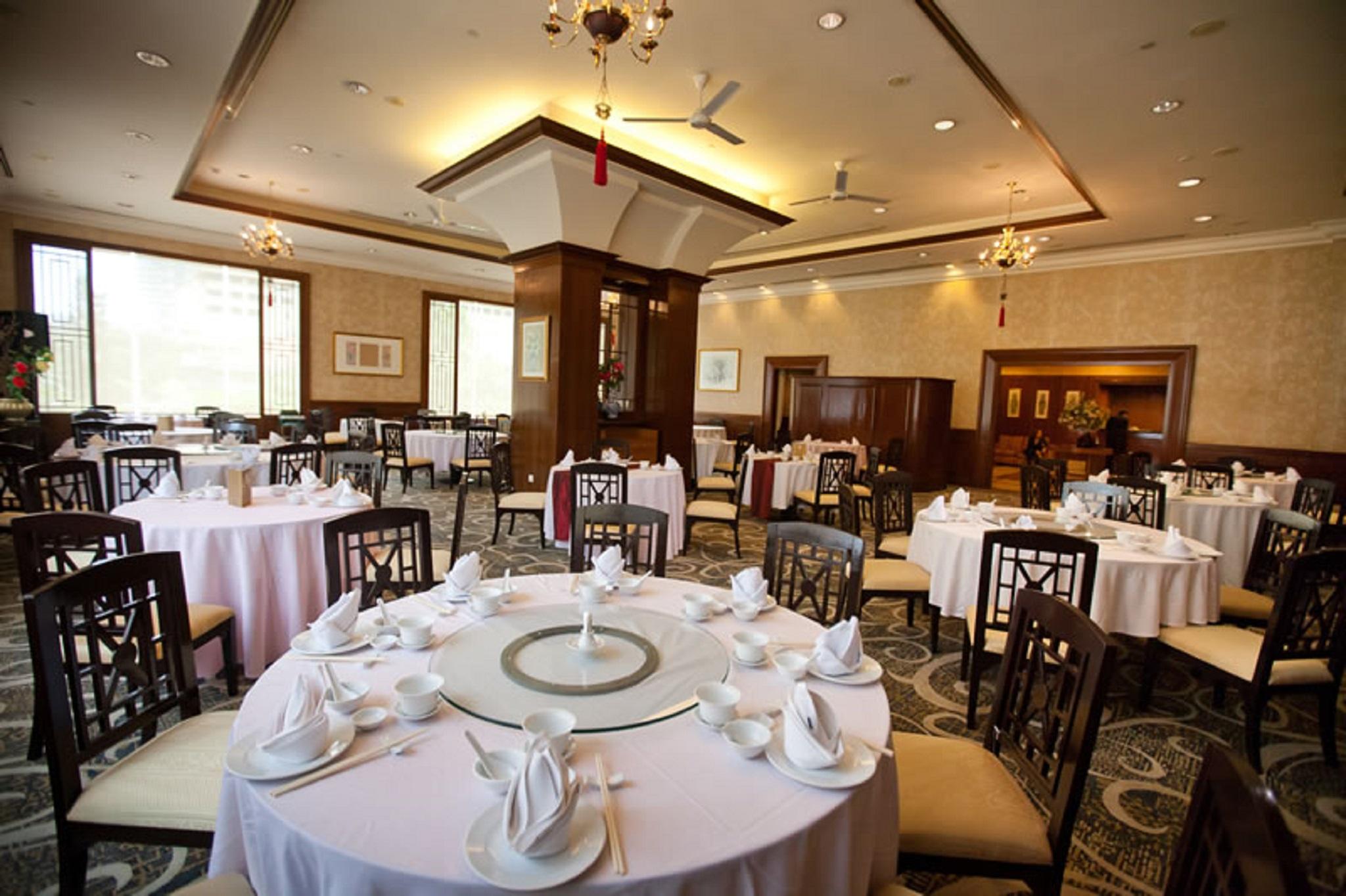 Gurney Bay Hotel, A Parkroyal Partner Hotel George Town Exteriér fotografie Interior of the restaurant